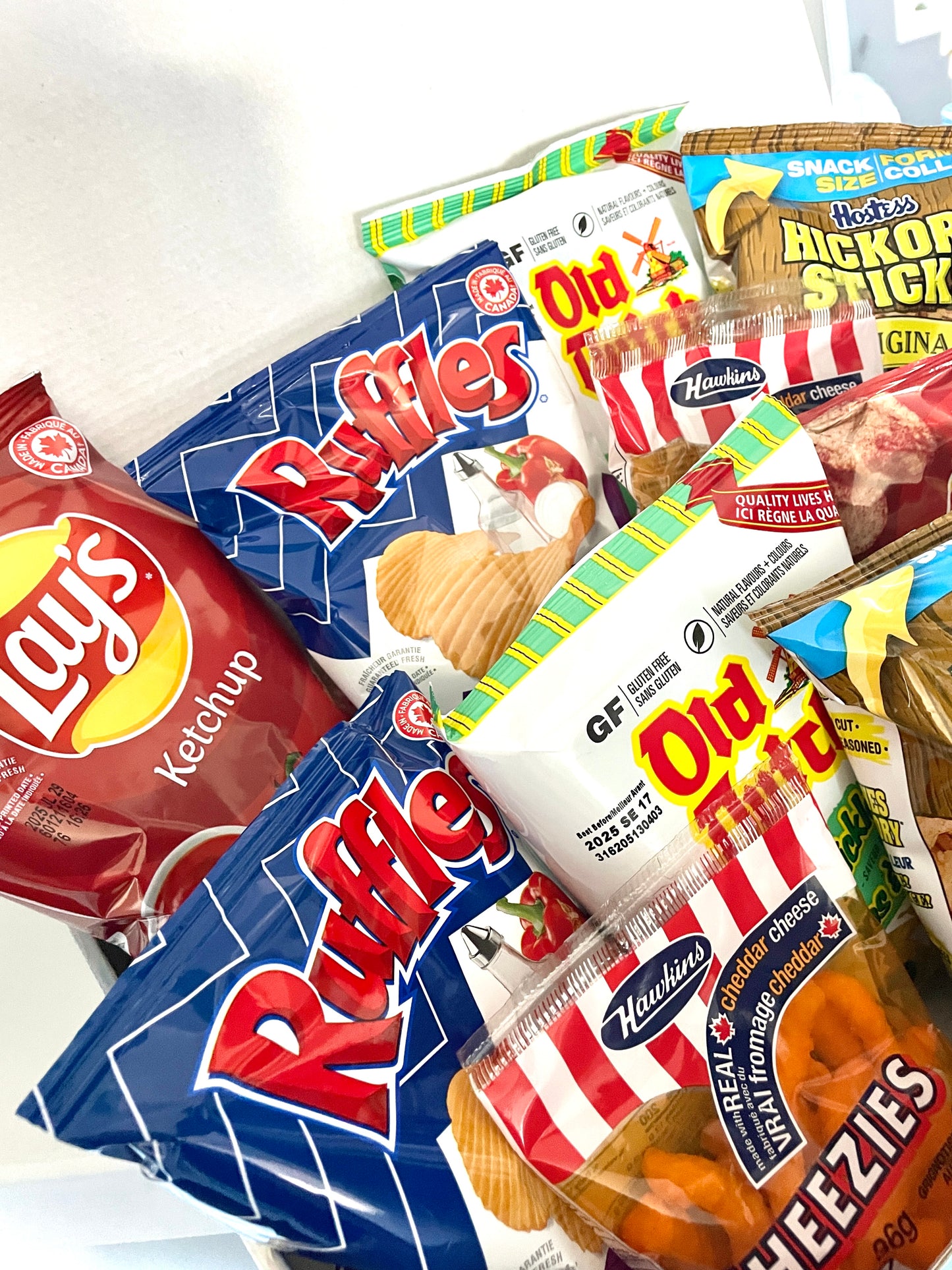 Ultimate All Canadian Chips Snack Gift Box