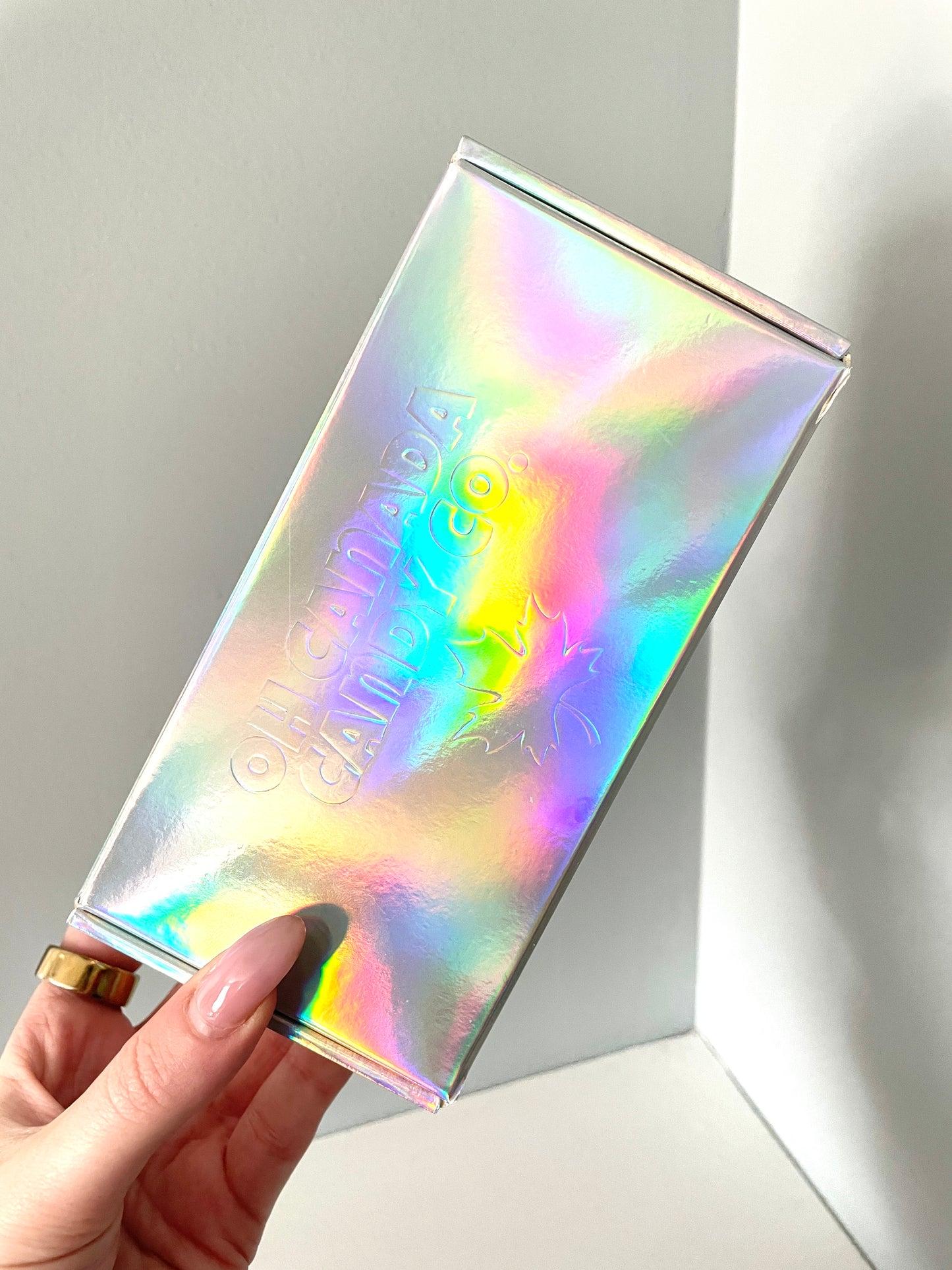 15-PACK All Canadian Favourite Mini Chocolate Bars Gift Box