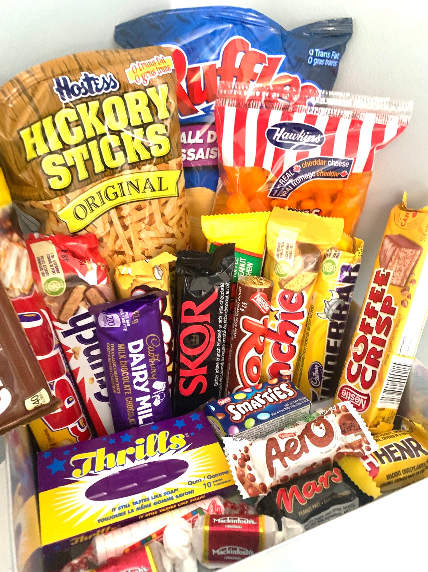 Ultimate All Canadian Variety Snack Gift Box - Large