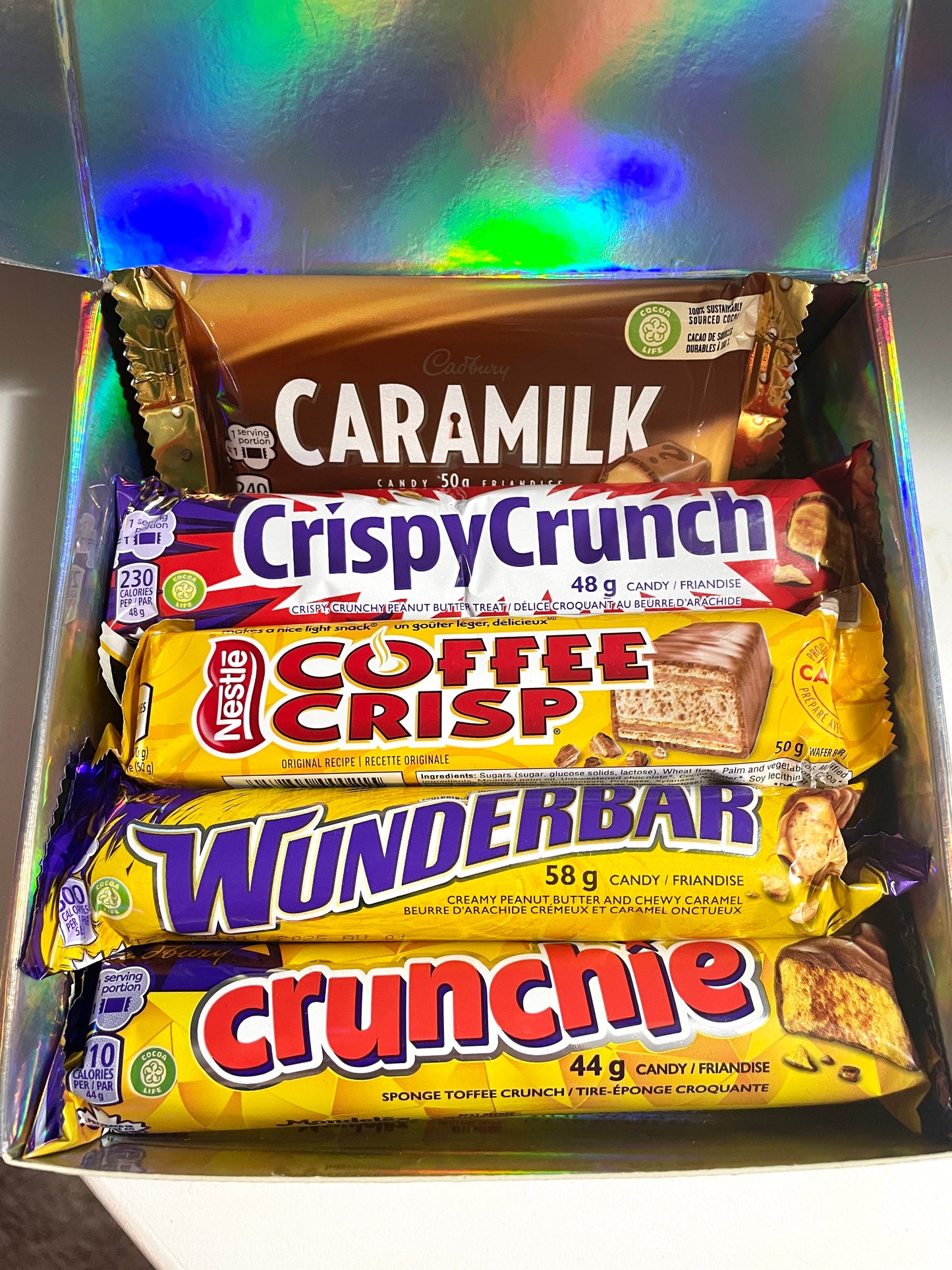 10-PACK All Canadian Favourite Chocolate Bars Gift Box