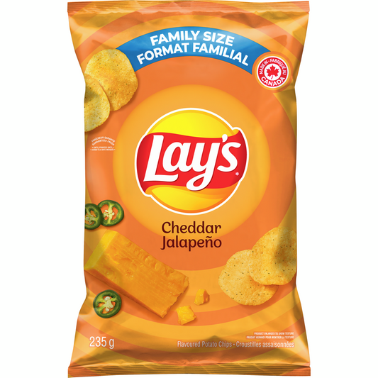 Lay's Cheddar Jalapeño flavoured potato chips